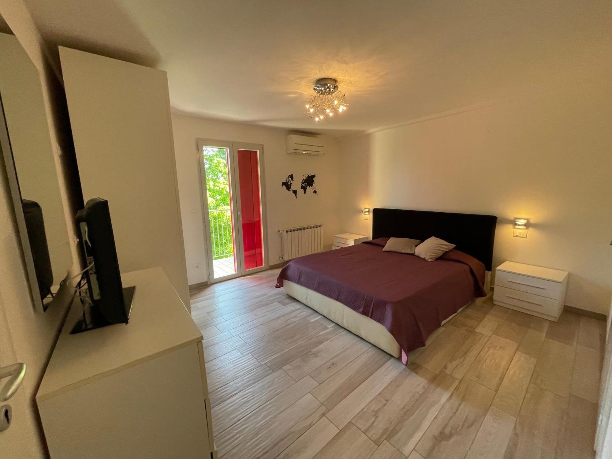 Reverso - Alloggi Con Solarium Vista Mare Caorle Exterior photo